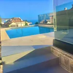 Apartment Pero&Mika With Swimming Pool